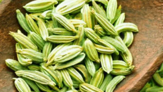 चीनी के साथ सौंफ खाने से क्या होता है? जानकर चौंक जाएंगे आप 