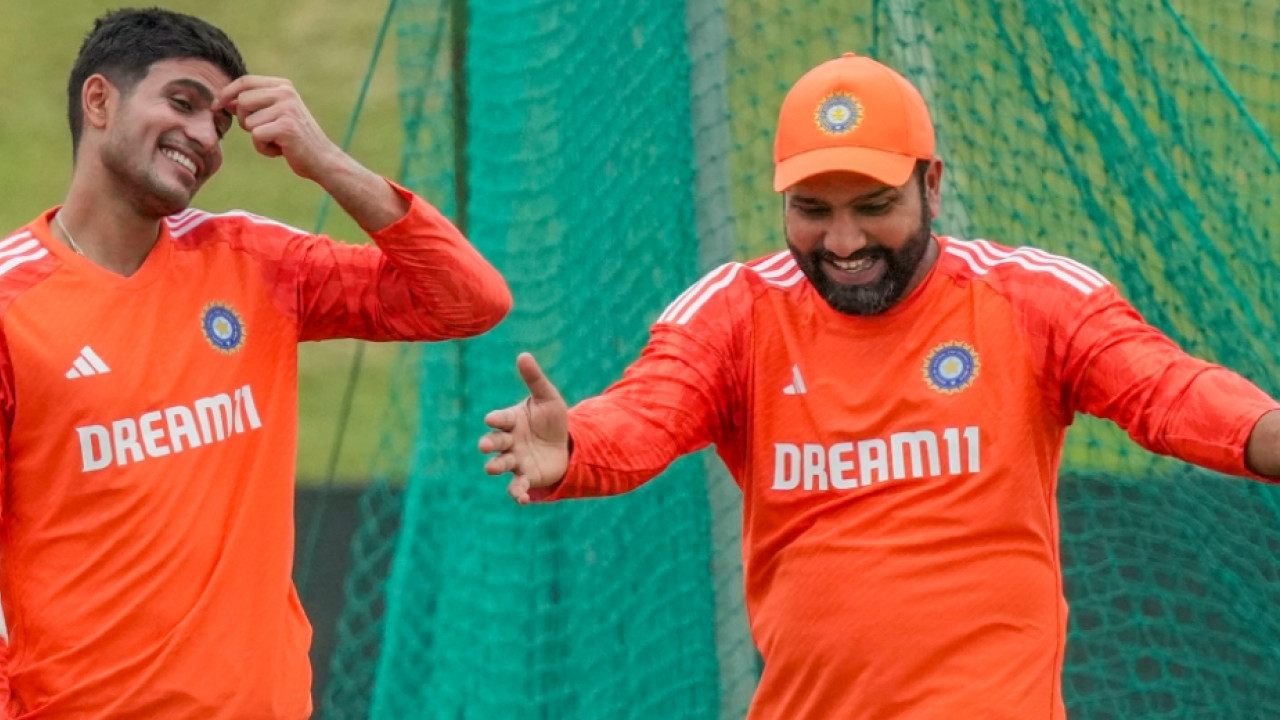 Shubman Gill vs Rohit Sharma
